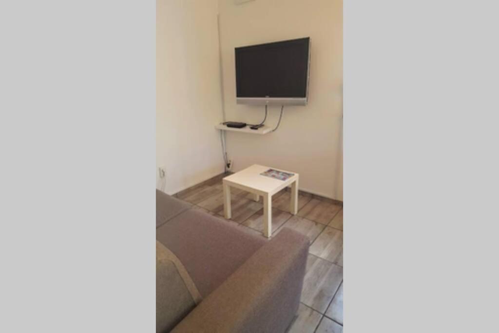 Kati 1 Apartment Sveti Filip i Jakov Exterior foto